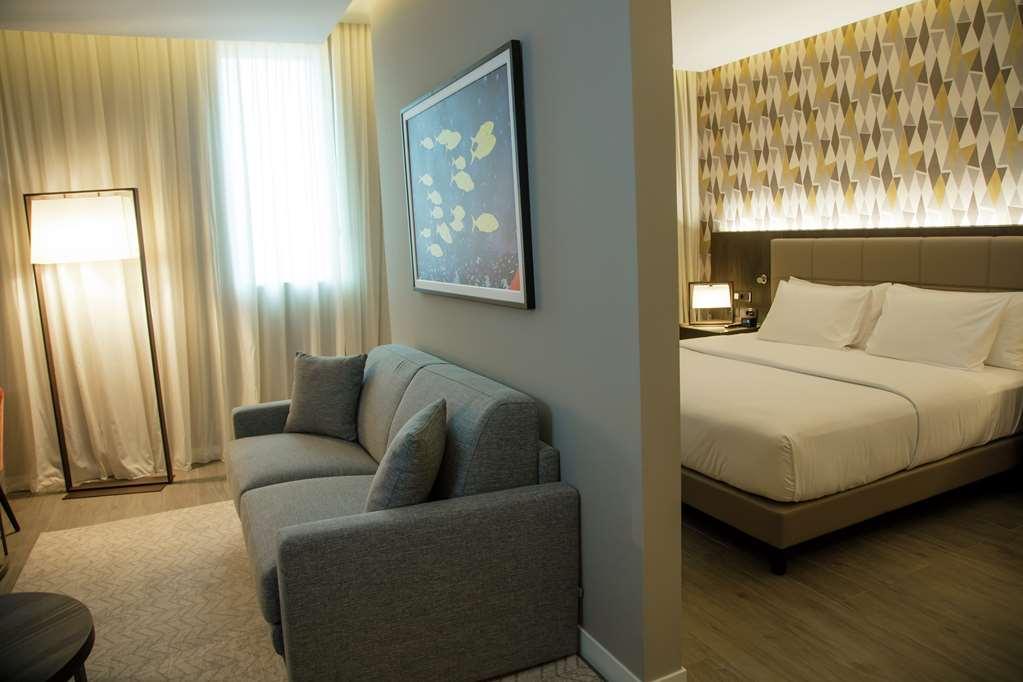 Doubletree By Hilton Pointe-Noire City Centre Pointe Noire Zimmer foto